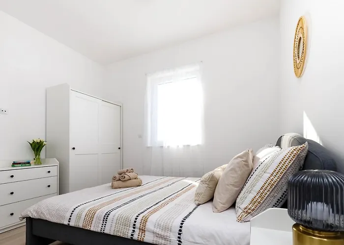 Klara Apartamento Krk Town