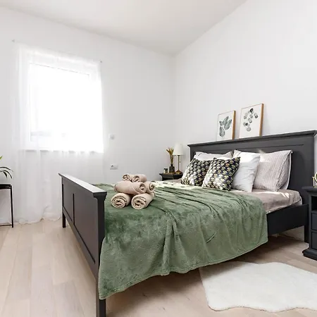 Klara Διαμέρισμα Krk Town